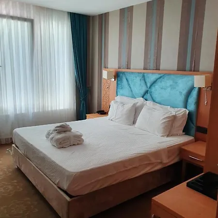 Esila & Hotel 4*